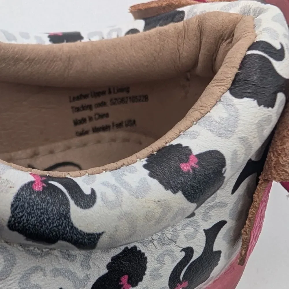 Limited Barbie edition Monkey Feet. Brand new never worn. Size 2-3Y - Picture 6 of 7